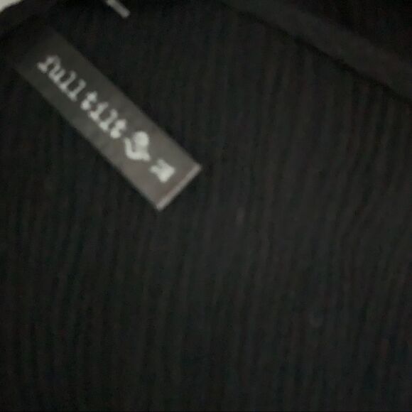 Full tilt black crop top Size Medium - Picture 8 of 8